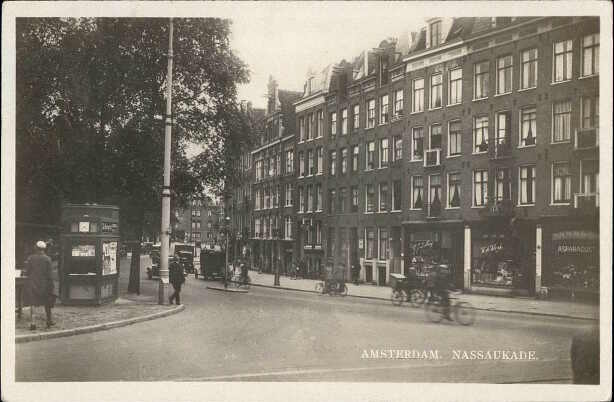 Amsterdam.  Nassaukade.