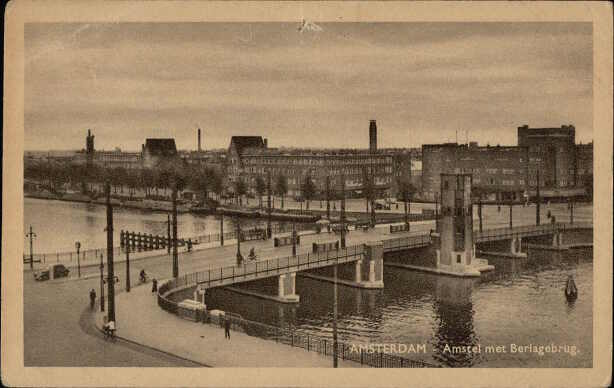 Amsterdam - Amstel met Berlagebrug